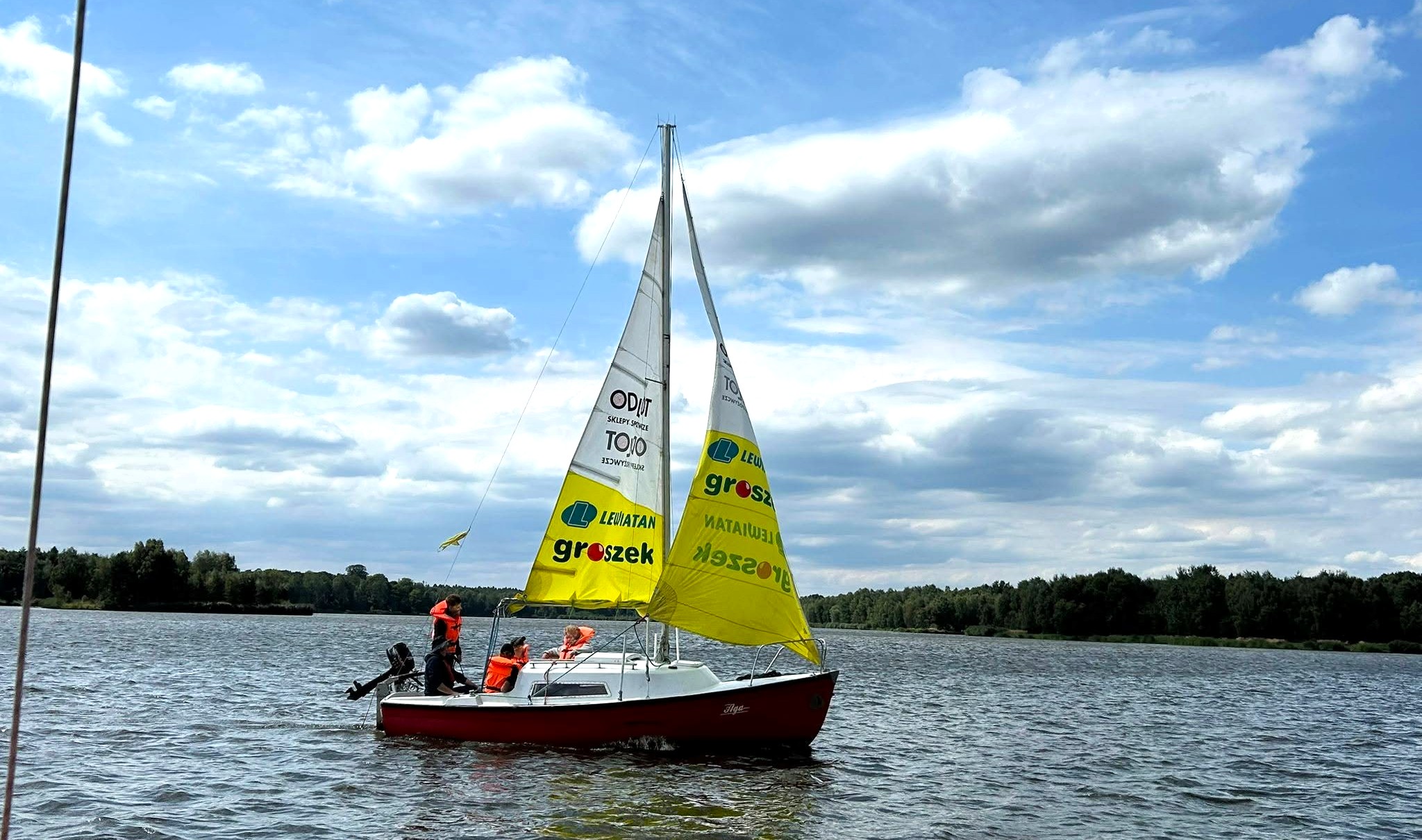 Catamaran 4